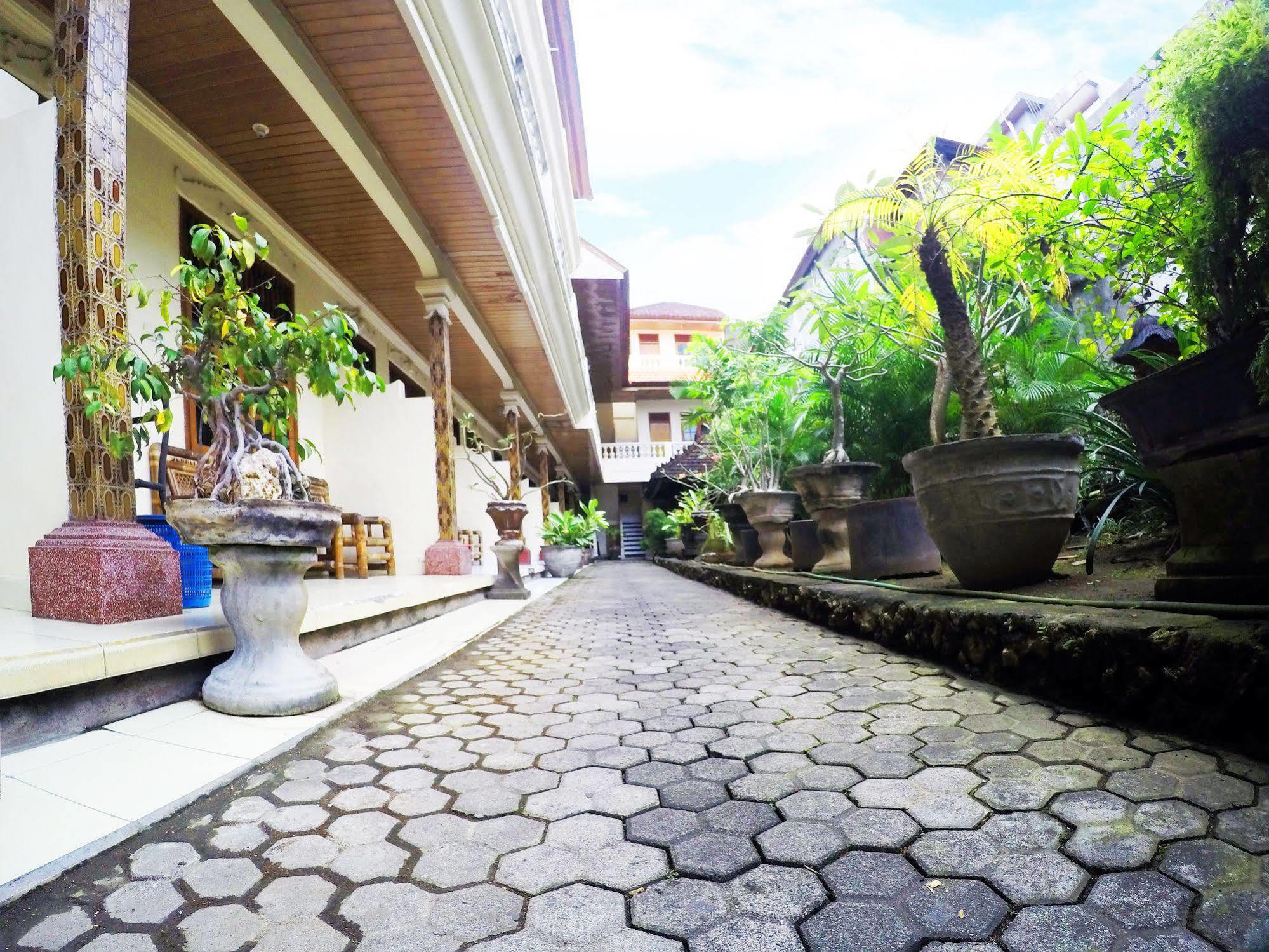 Bali Manik Beach Inn Kuta Lombok Εξωτερικό φωτογραφία