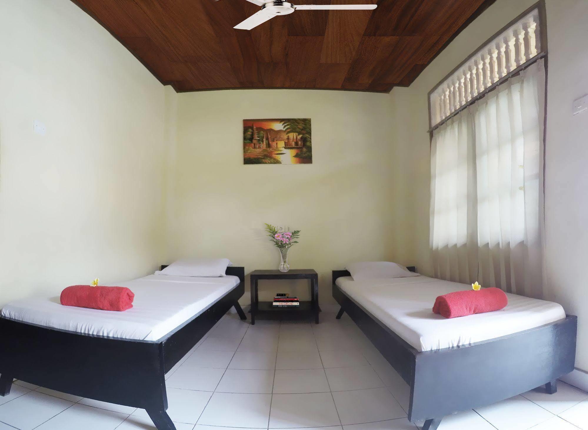 Bali Manik Beach Inn Kuta Lombok Εξωτερικό φωτογραφία